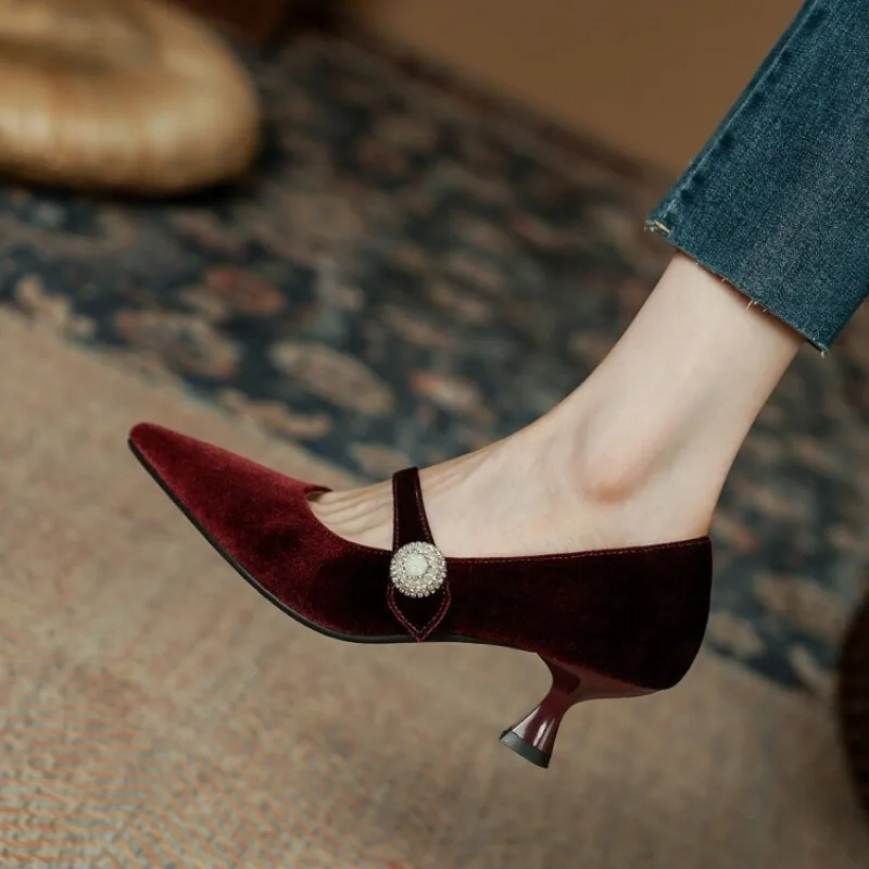 Shoes Women Pumps - Vin rouge bout pointu Mary Jane