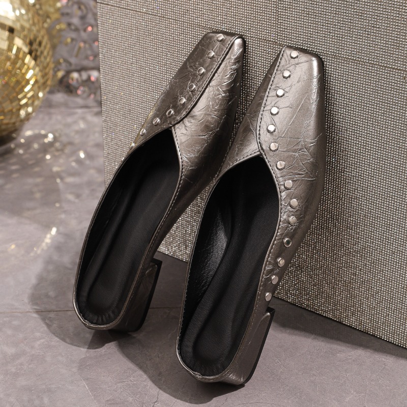 Mules à talons bas en cuir ver - Women'S Shoes Loafers Black avis et prix