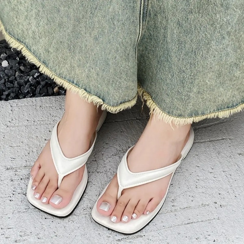 Tongs pour femmes à bout carré - Jelly Sandal Women avis et prix